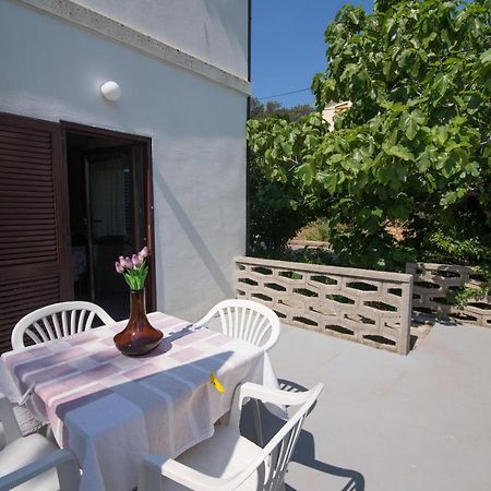 Nena Apartment Mali Losinj Luaran gambar