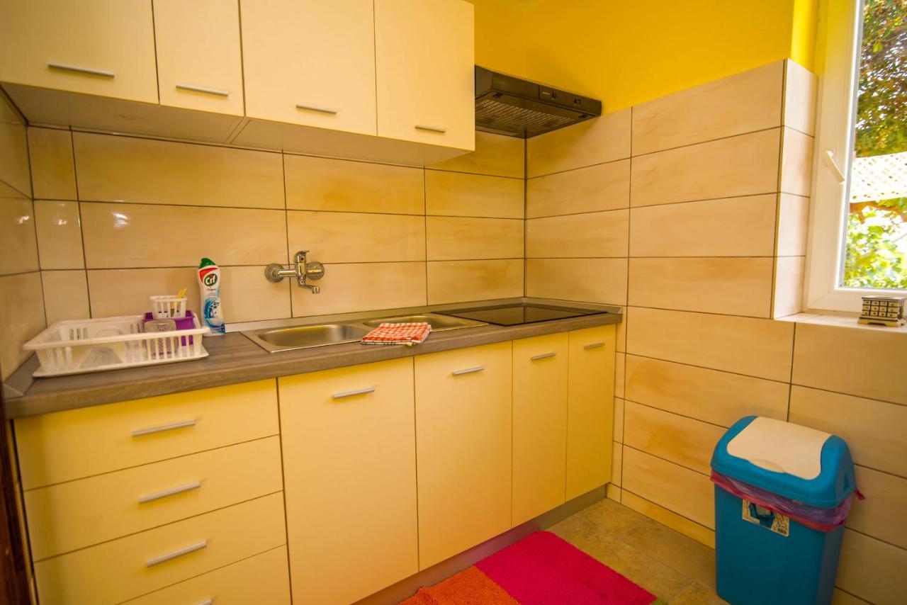 Nena Apartment Mali Losinj Luaran gambar