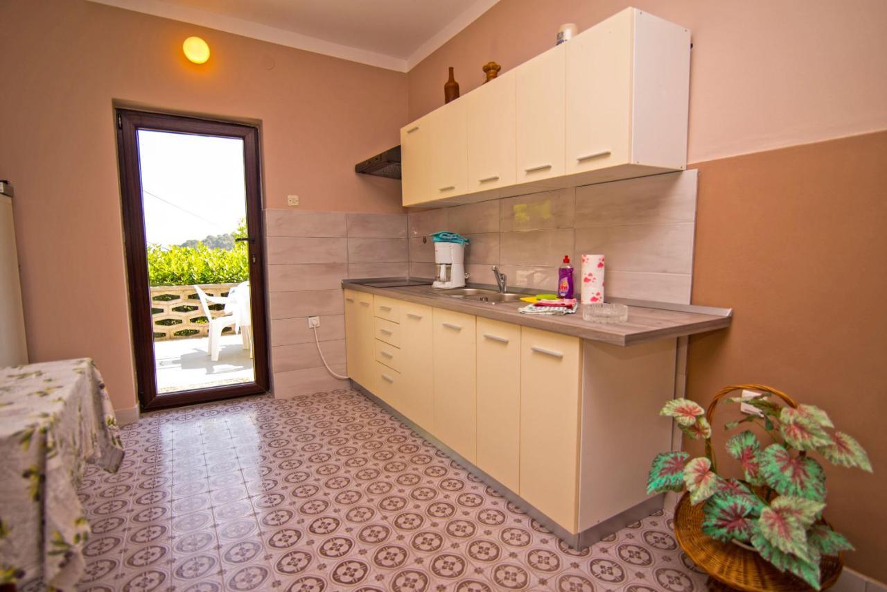 Nena Apartment Mali Losinj Luaran gambar