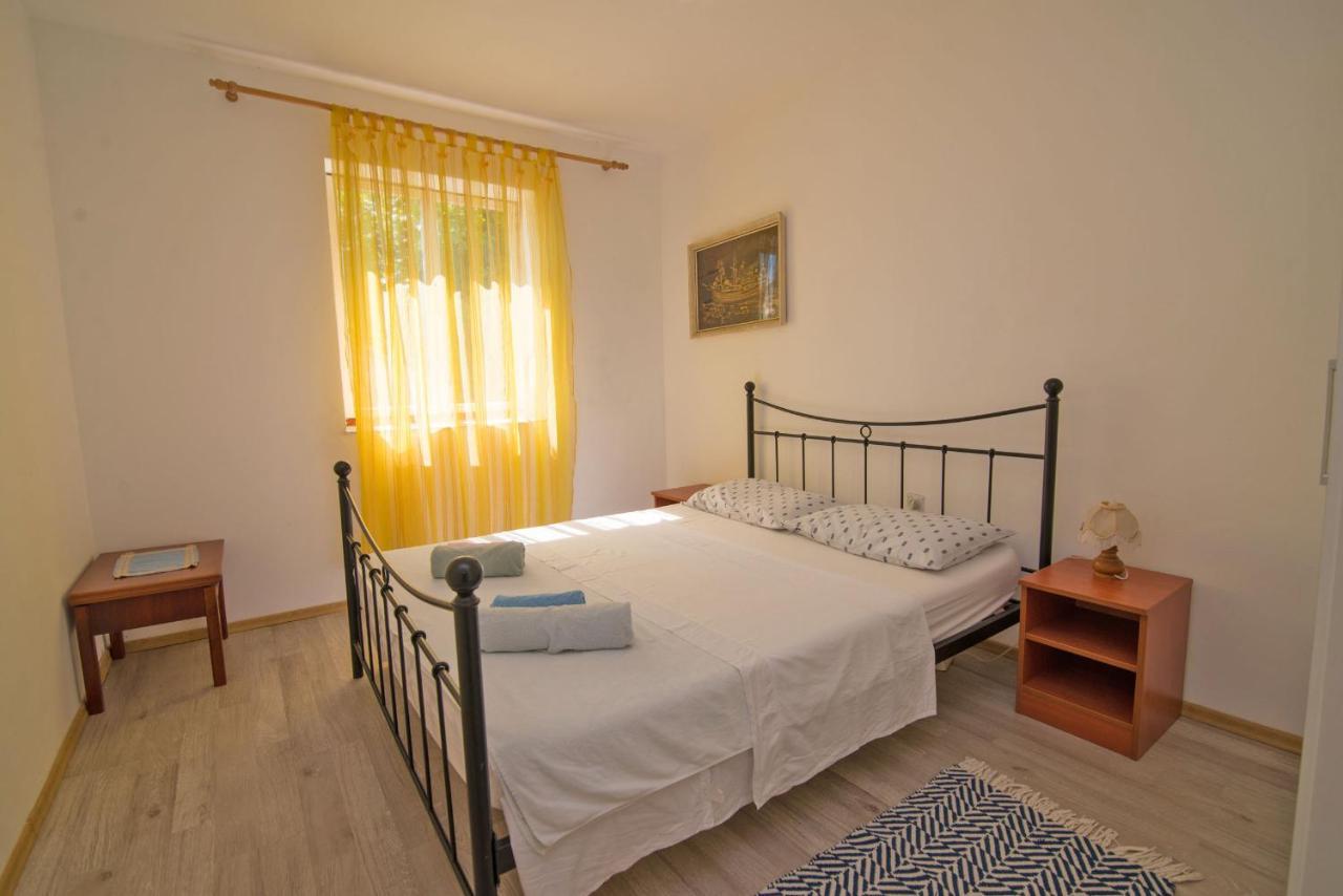 Nena Apartment Mali Losinj Luaran gambar