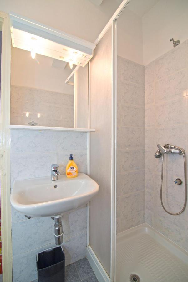 Nena Apartment Mali Losinj Luaran gambar